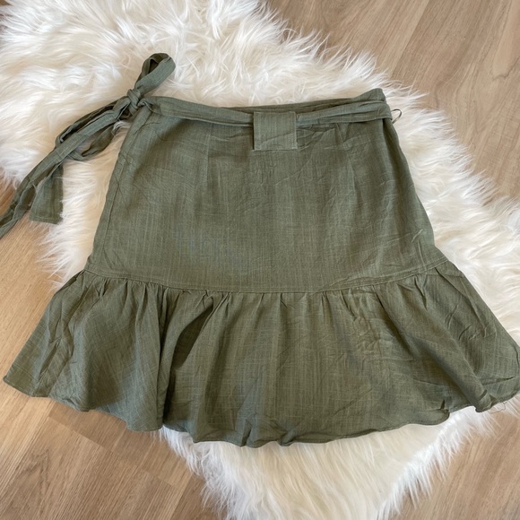 Princess Polly Khaki Wrap Skirt NWT! - Picture 6 of 11